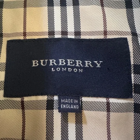 Burberry Sandringham Double-Breasted Trench Coat in mid-length size uk 10 - Picture 6 of 11
